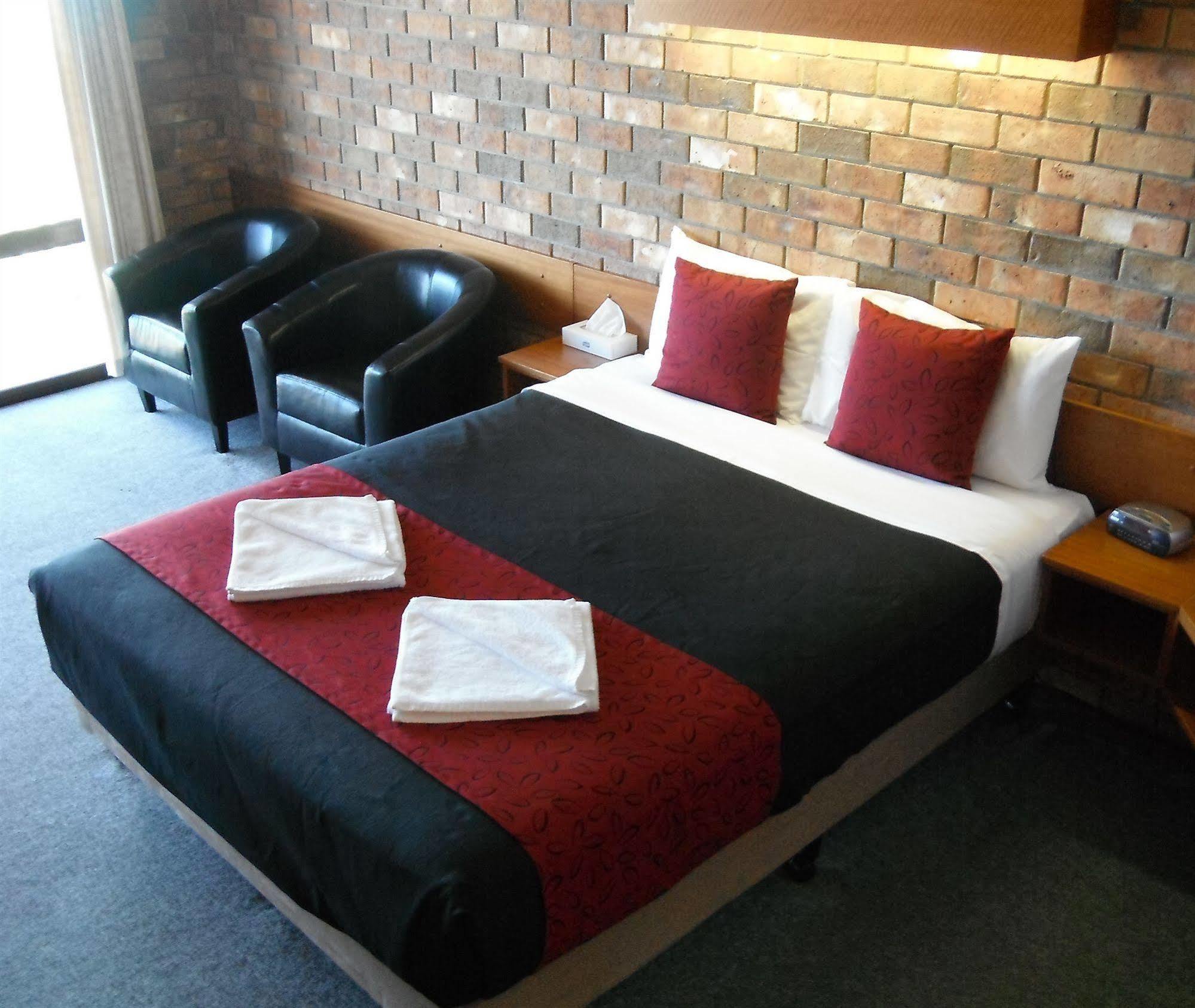 Kangaroo Island Seaside Inn Кінгскот Екстер'єр фото