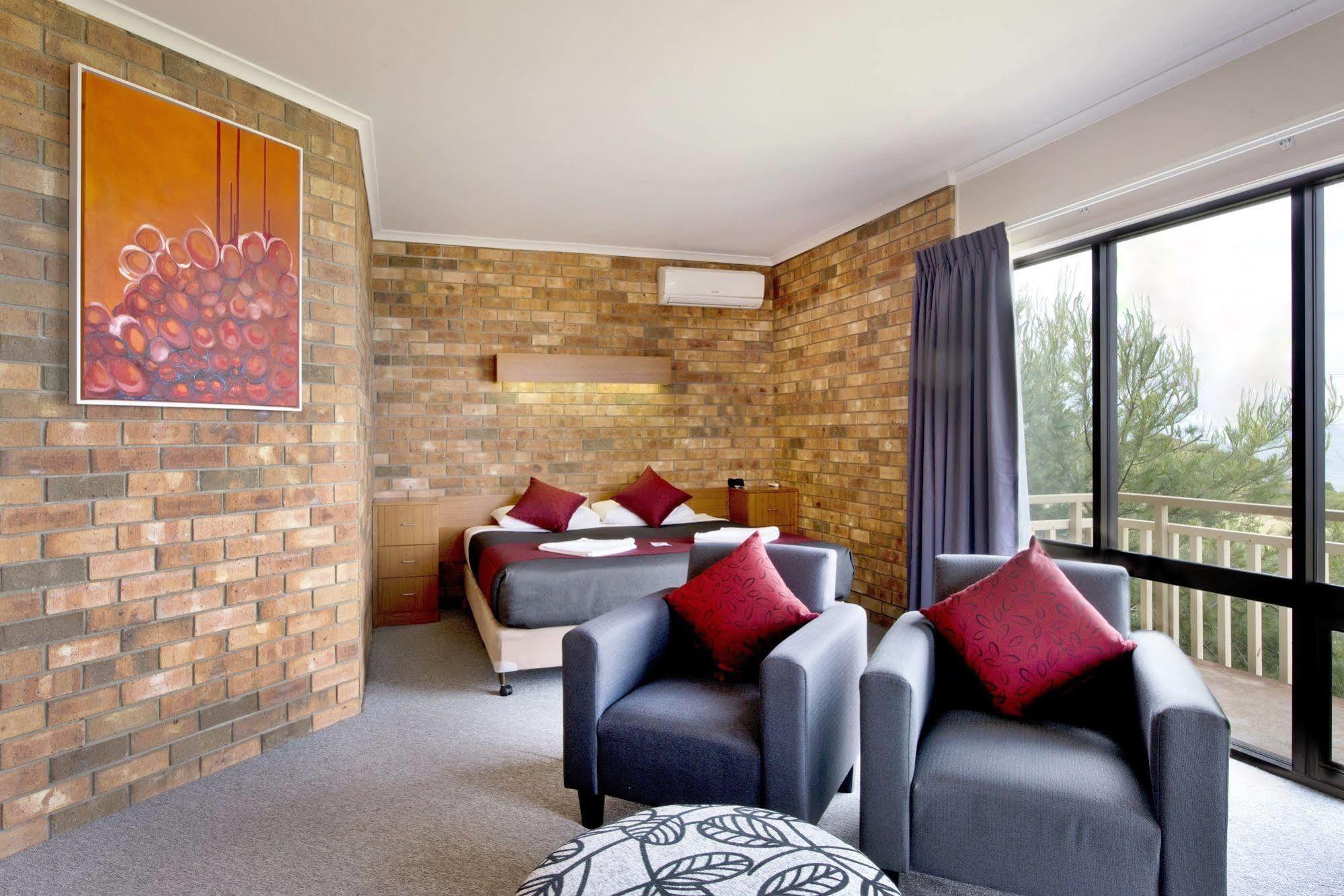 Kangaroo Island Seaside Inn Кінгскот Екстер'єр фото